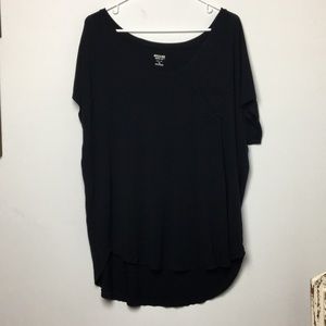 ✨Adorable Soft Black Pocket Tee✨